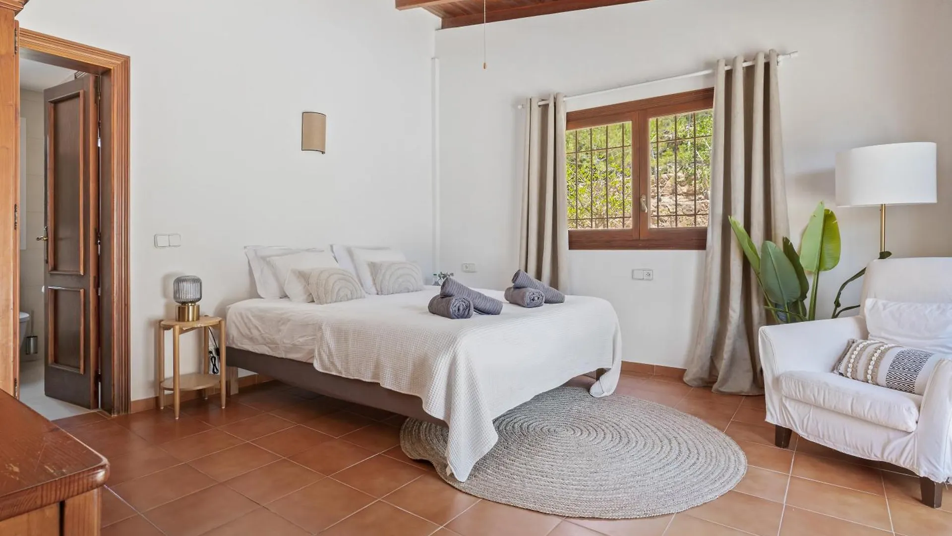 Casa Four Charming Ibiza Villa With Sea View! Nuestra Senora de Jesus